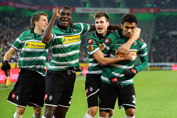 张激烈的比 张激烈的比